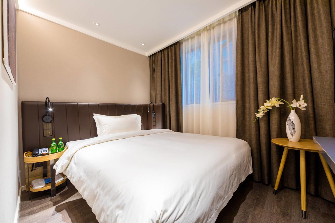 Hanting Premium Hotel Shanghai Dapu Bridge Riyueguang Shopping Mall Exteriör bild